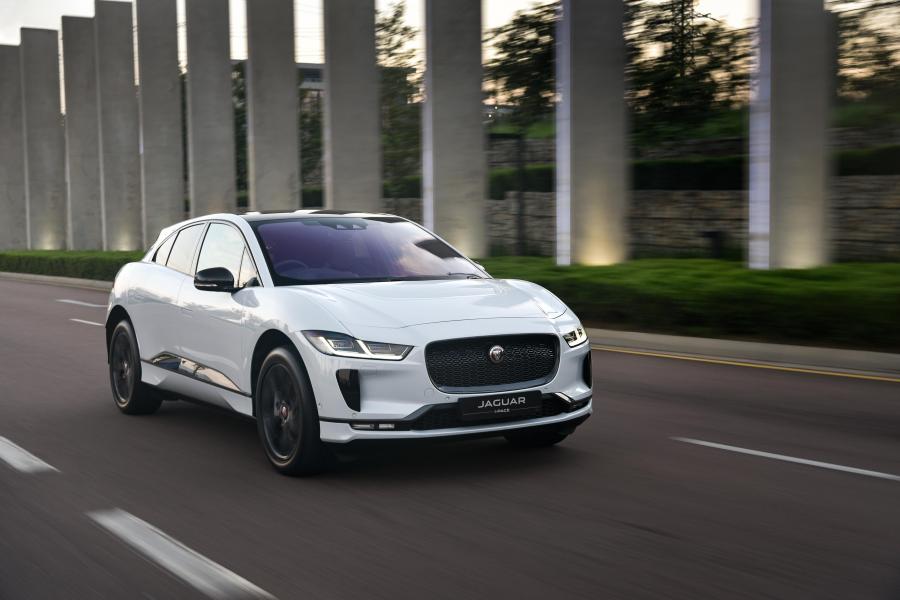  Jaguar I-Pace EV400 AWD HSE 2019 года  (ZA) (фото 31 из 47)